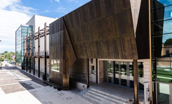 Affittare gli spazi del Teatro Russolo