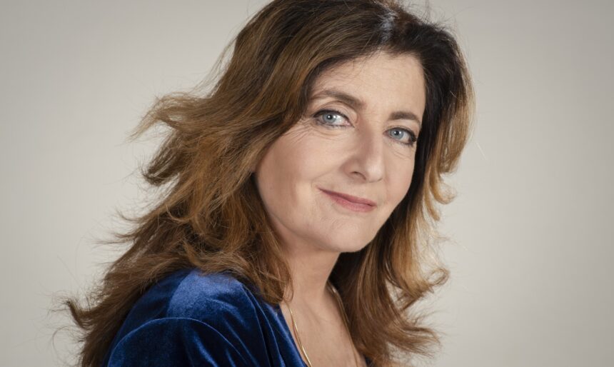 Francesca_Reggiani_SAB9114-WEB CAMBIO DATA SPETTACOLO FRANCESCA REGGIANI